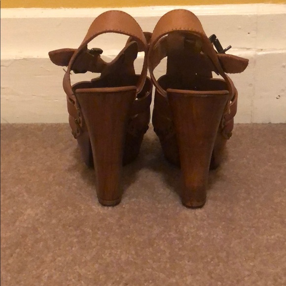 Steve Madden Larissa Shoes - Picture 3 of 5